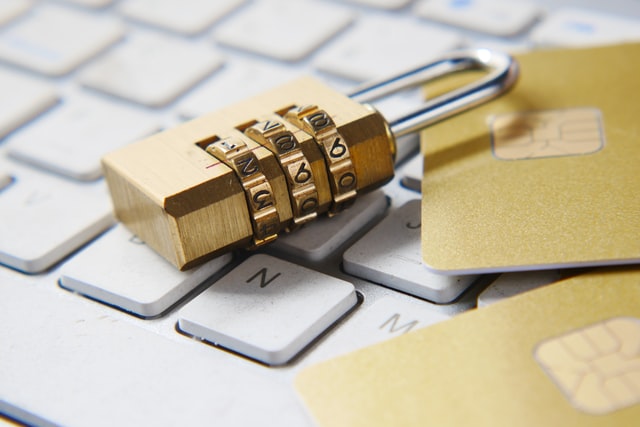 Data protection for Online Canadian Businesses: Hosting options